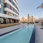 アパート Vivi Homes - Galatea Pool, Gym, Sauna &