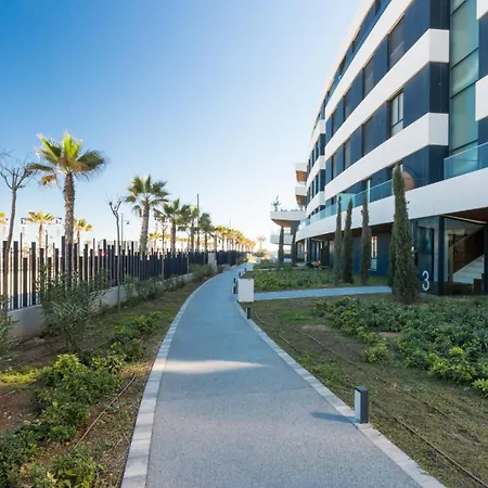 Vivi Homes - Galatea Pool, Gym, Sauna & Appartement *