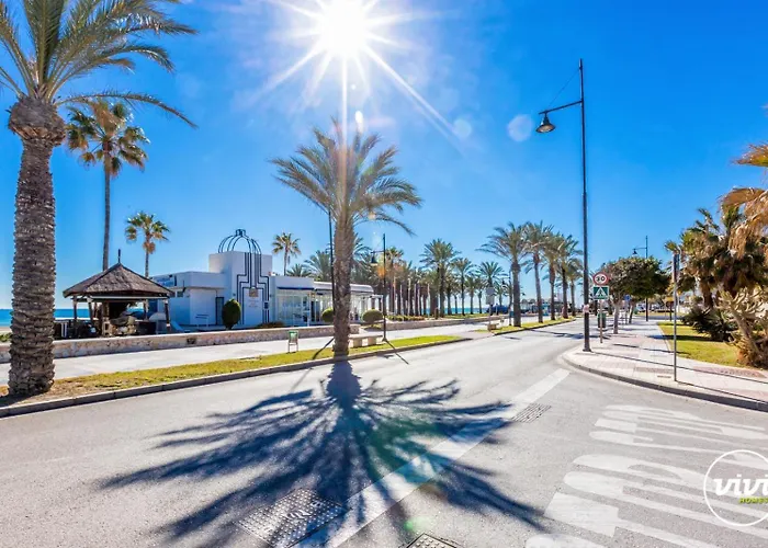 Lägenhet Vivi Homes - Galatea Pool, Gym, Sauna & Torremolinos