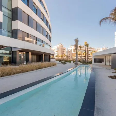 Apartment Vivi Homes - Galatea Pool, Gym, Sauna &