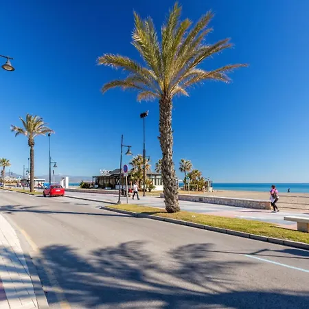 Vivi Homes - Galatea Pool, Gym, Sauna & Апартаменты