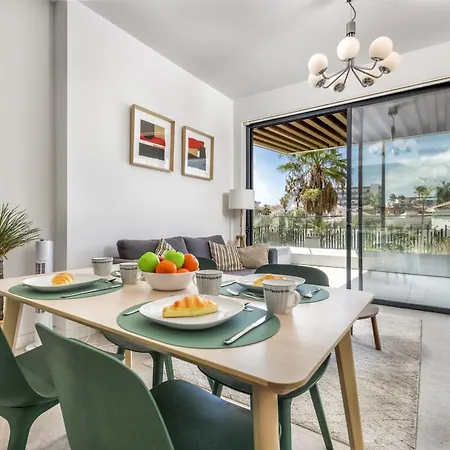 Vivi Homes - Galatea Pool, Gym, Sauna & Apartment Torremolinos