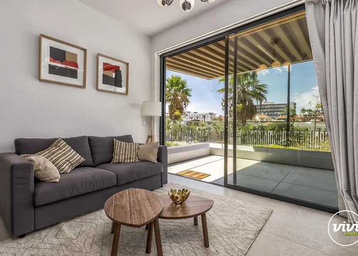 Vivi Homes - Galatea Pool, Gym, Sauna & Torremolinos